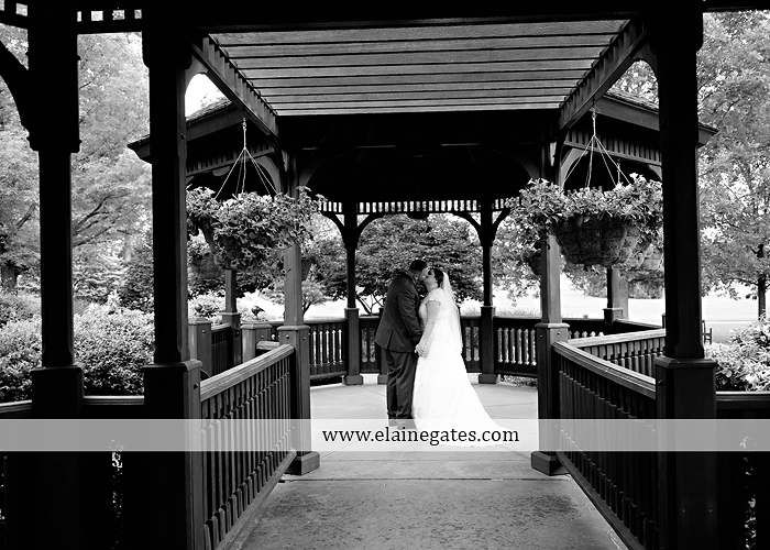 Hershey Lodge wedding photographer central pa couture cakery strawberry shop klock entertainment down street salon david's bridal sarno & son futer brothers 34