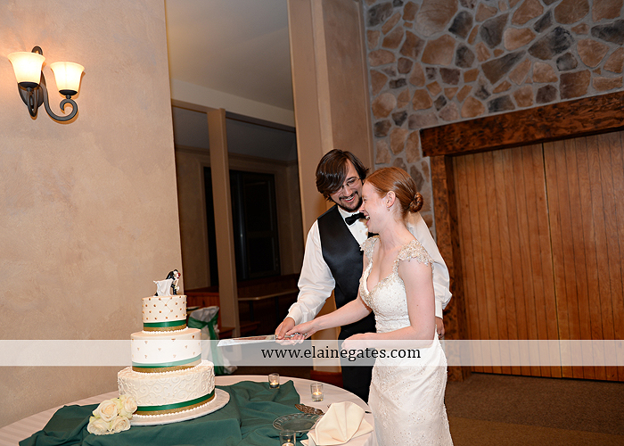 roundtop-mountain-resort-wedding-photographer-lewisberry-pa-atland-house-amys-custom-cakery-pealers-klock-entertainment-gowns-by-design-strictly-formals-maggie-sottero-the-jewel-box-zales38