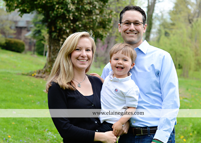 Large Outdoor Family Photographer, Big Family Photographs