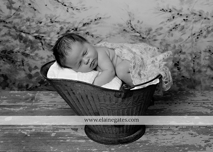 Mechanicsburg Central PA newborn baby portrait photographer girl sleeping indoor blanket bow knit hat pail bowl chair dp 08
