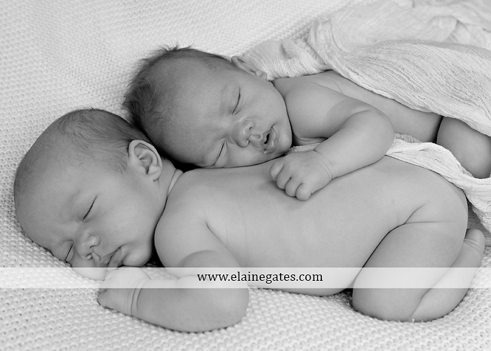 Mechanicsburg Central PA newborn baby portrait photographer twins boys brothers sleeping blanket jc 6