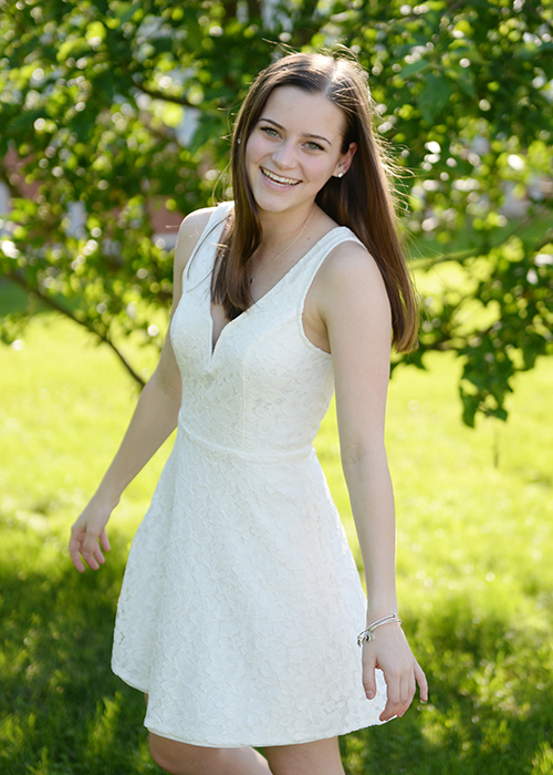 White dress shop for senior pictures