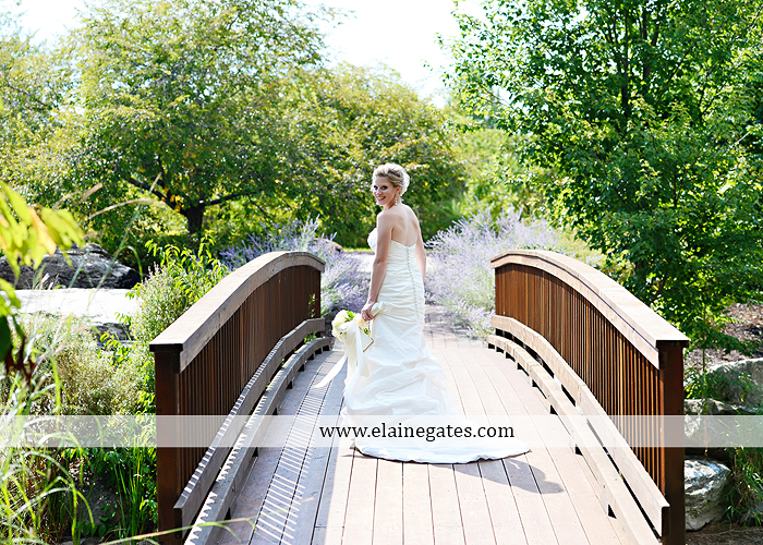 Bent Creek Country Club wedding photographer Lititz pa deserts etc. jeffrey's flowers dj freez wedding paper divas downstreet salon cocoa couture men's wearhouse david's bridal warrick jewelers yellow37