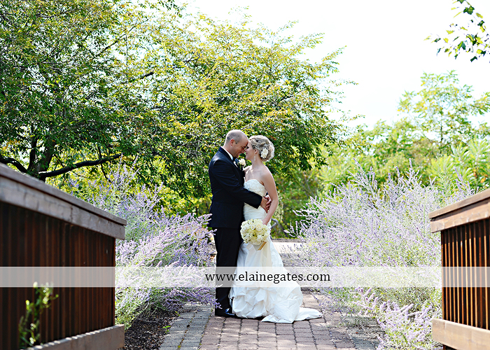 Bent Creek Country Club wedding photographer Lititz pa deserts etc. jeffrey's flowers dj freez wedding paper divas downstreet salon cocoa couture men's wearhouse david's bridal warrick jewelers yellow41