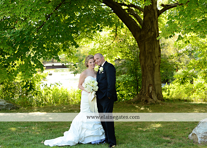 Bent Creek Country Club wedding photographer Lititz pa deserts etc. jeffrey's flowers dj freez wedding paper divas downstreet salon cocoa couture men's wearhouse david's bridal warrick jewelers yellow45