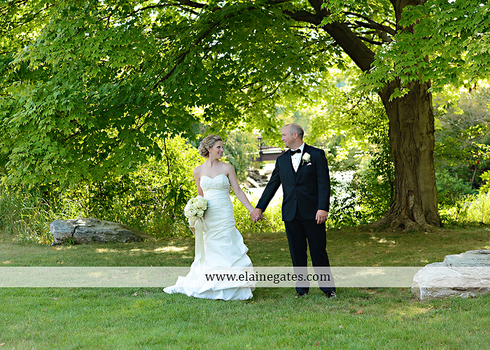 Bent Creek Country Club wedding photographer Lititz pa deserts etc. jeffrey's flowers dj freez wedding paper divas downstreet salon cocoa couture men's wearhouse david's bridal warrick jewelers yellow46