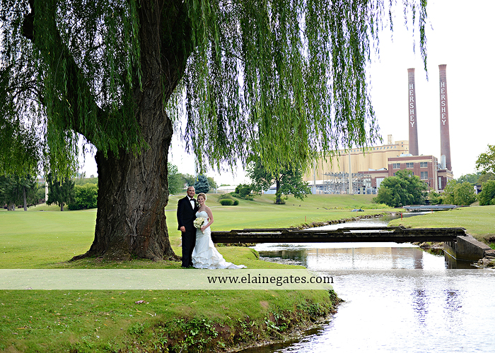 Bent Creek Country Club wedding photographer Lititz pa deserts etc. jeffrey's flowers dj freez wedding paper divas downstreet salon cocoa couture men's wearhouse david's bridal warrick jewelers yellow55
