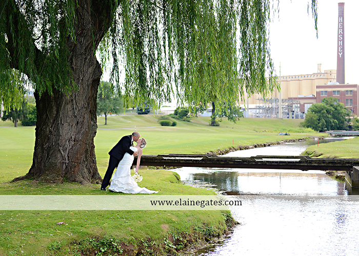 Bent Creek Country Club wedding photographer Lititz pa deserts etc. jeffrey's flowers dj freez wedding paper divas downstreet salon cocoa couture men's wearhouse david's bridal warrick jewelers yellow58