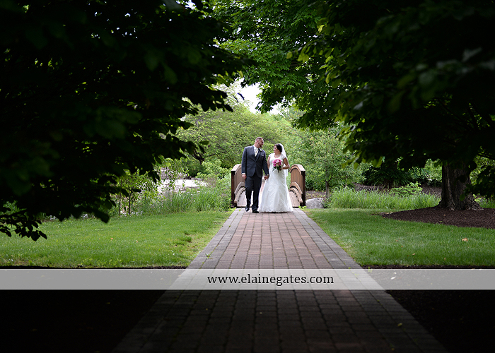 Hershey Lodge wedding photographer central pa couture cakery strawberry shop klock entertainment down street salon david's bridal sarno & son futer brothers 19