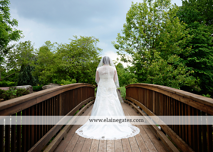 Hershey Lodge wedding photographer central pa couture cakery strawberry shop klock entertainment down street salon david's bridal sarno & son futer brothers 27