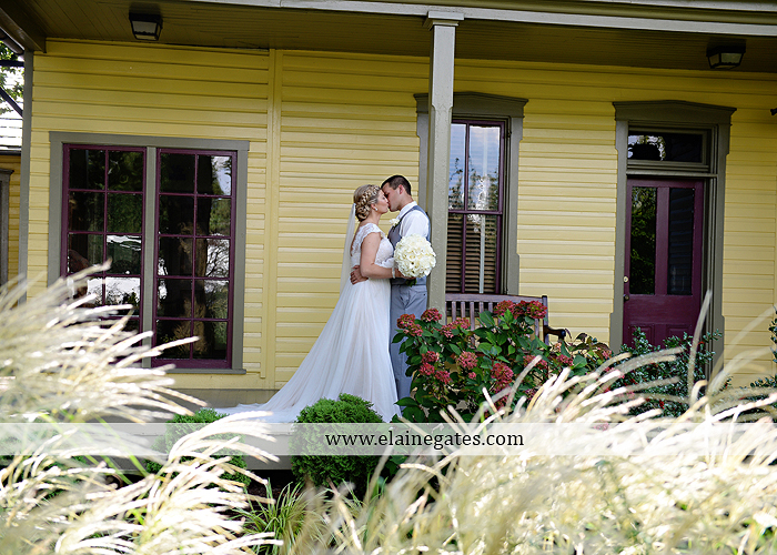 inn-at-leola-village-wedding-photographer-lancaster-pa-mixed-up-productions-destinations-salon-mens-wearhouse-casablanca-davids-bridal-kay-jewelers51