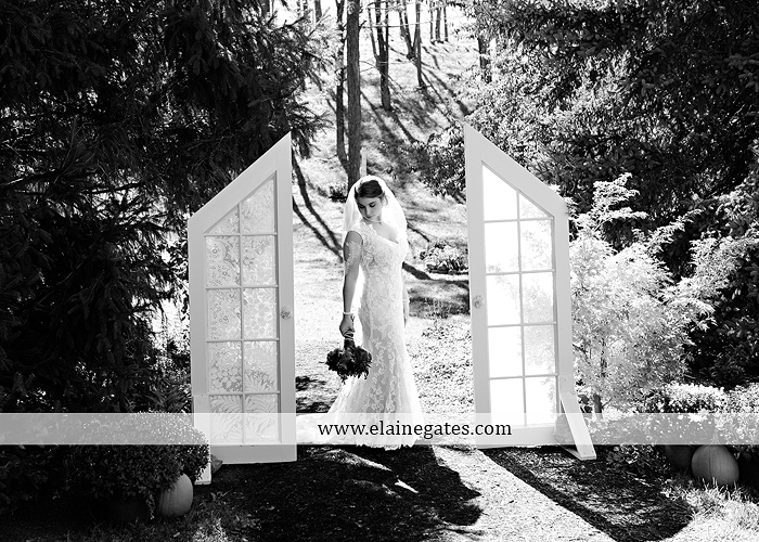 McCulloch's Highland Vue Farm wedding photographer central pa newville plum gray carlisle bakery all occasion florist j&b bridals jos a banks david's bridal litman jewelers zales 24