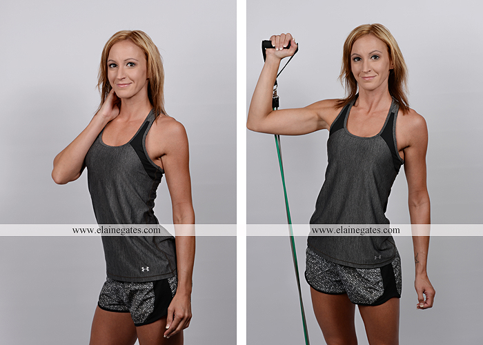 mechanicsburg-central-pa-business-corporate-michelle-ramsay-fitness-indoor-weights-bands-muscle-stretch-personal-trainer-outdoor-daughter-grass-plank-mr-06