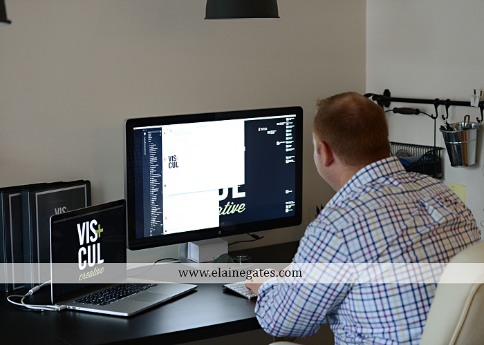 Mechanicsburg Central PA corporate portrait photographer studio outdoor business dillsburg visual creative graphic design stone building brick wall computer barrel old barn 13