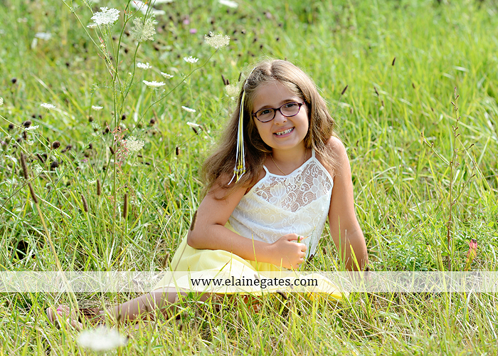 mechanicsburg-central-pa-family-portrait-photographer-outdoor-father-mother-brother-sister-son-daughter-field-siblings-extended-family-husband-wife-kids-children-baseball-dance-sf-02