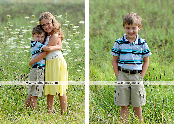 mechanicsburg-central-pa-family-portrait-photographer-outdoor-father-mother-brother-sister-son-daughter-field-siblings-extended-family-husband-wife-kids-children-baseball-dance-sf-03
