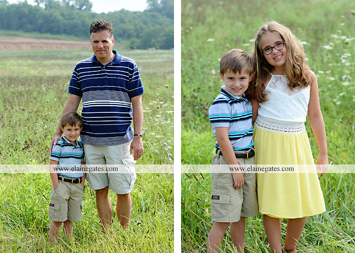 mechanicsburg-central-pa-family-portrait-photographer-outdoor-father-mother-brother-sister-son-daughter-field-siblings-extended-family-husband-wife-kids-children-baseball-dance-sf-07