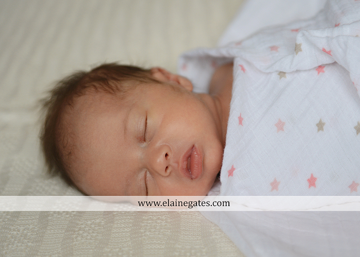 Mechanicsburg Central PA newborn baby portrait photographer girl sleeping indoor blanket bow knit hat mother father bowl basket tutu je 2