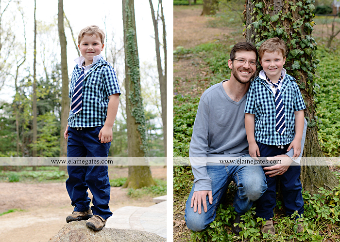 Mechanicsburg Central PA newborn baby portrait photographer girl sleeping indoor blanket brother bow tutu outdoor trees father mother family km 13