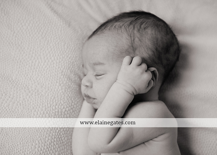 Mechanicsburg Central PA newborn baby portrait photographer girl sleeping indoor blanket sister mother jm 06