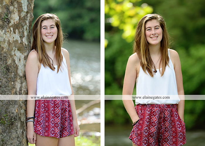 mechanicsburg-central-pa-senior-portrait-photographer-outdoor-female-girl-field-road-fence-tree-creek-stream-water-rocks-wp-5