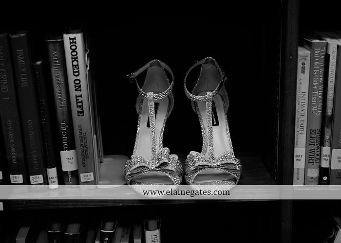 roundtop-mountain-resort-wedding-photographer-lewisberry-pa-atland-house-amys-custom-cakery-pealers-klock-entertainment-gowns-by-design-strictly-formals-maggie-sottero-the-jewel-box-zales01