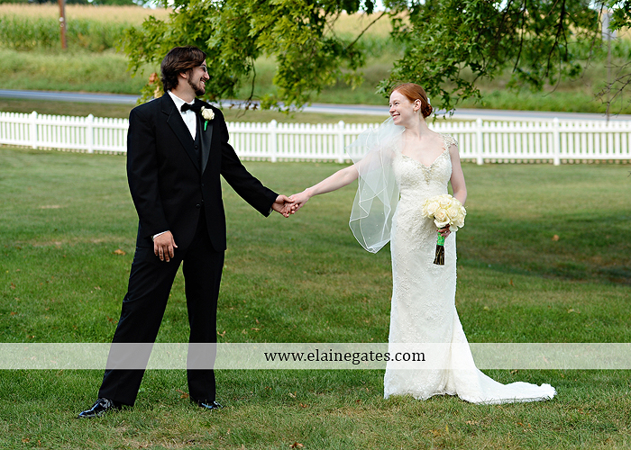 roundtop-mountain-resort-wedding-photographer-lewisberry-pa-atland-house-amys-custom-cakery-pealers-klock-entertainment-gowns-by-design-strictly-formals-maggie-sottero-the-jewel-box-zales10