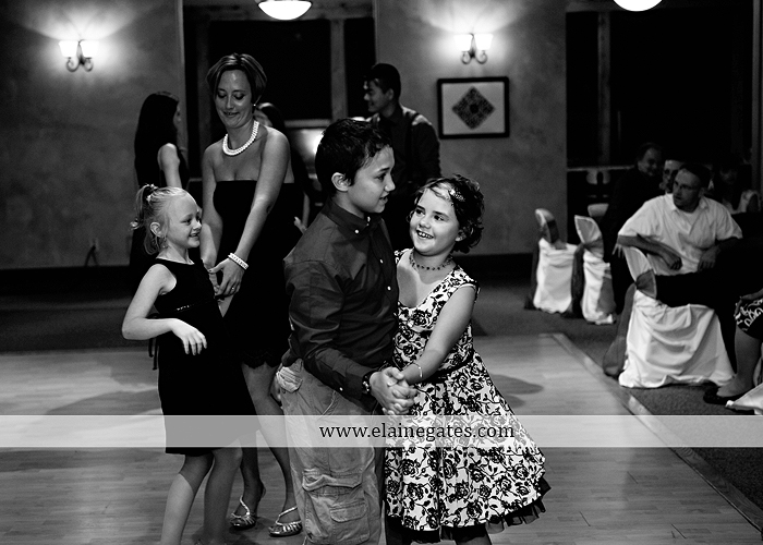 roundtop-mountain-resort-wedding-photographer-lewisberry-pa-atland-house-amys-custom-cakery-pealers-klock-entertainment-gowns-by-design-strictly-formals-maggie-sottero-the-jewel-box-zales36